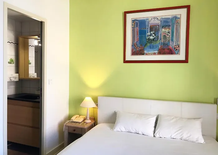 Hotel Aux Sacres Reims, Centre Historique